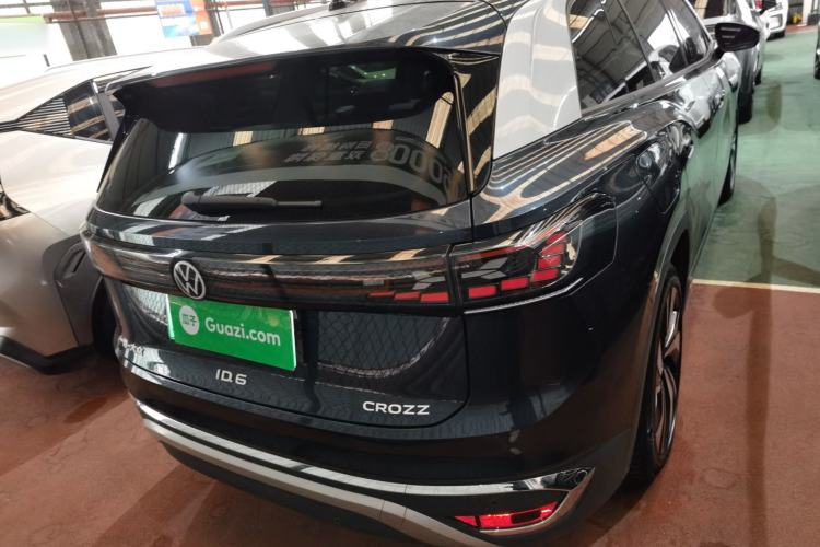 Used Volkswagen ID.6 CROZZ 2022 Standard Range PURE Edition Exterior 4