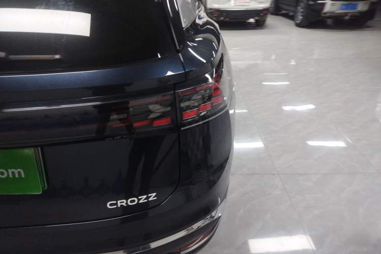 Used Volkswagen ID.6 CROZZ 2022 Long-Range PRO Edition Exterior 6