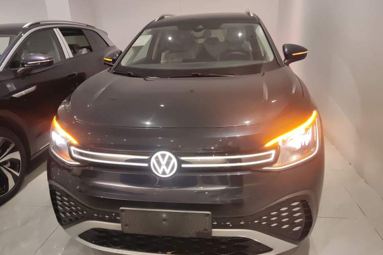 Used Volkswagen ID.6 CROZZ 2022 Long-Range PURE+ Edition Front