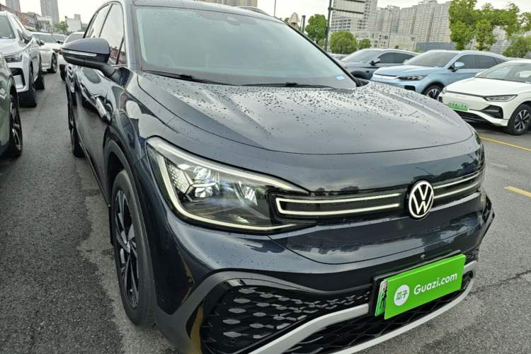 Used Volkswagen ID.6 CROZZ 2022 High-Performance PRIME Edition Front Right 45 Deg