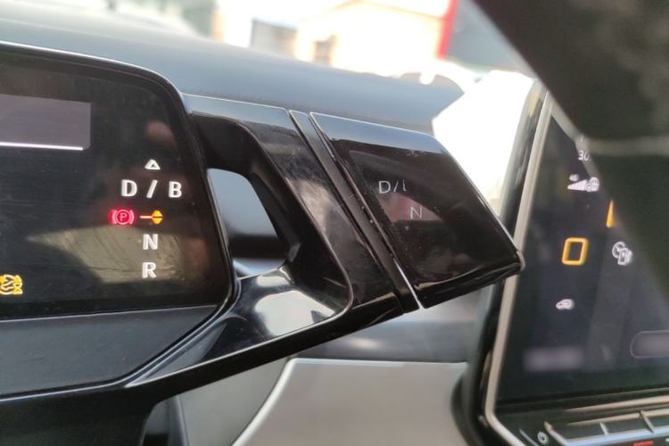 Used Volkswagen ID.6 CROZZ 2022 Standard Range PURE Edition Gear Lever