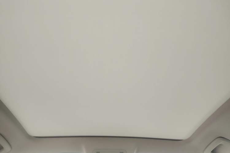 Used Volkswagen ID.6 CROZZ 2022 Long-Range PRO Edition Headliner