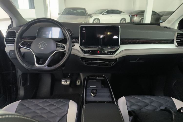 Used Volkswagen ID.6 CROZZ 2022 Long-Range PRO Edition Interior 2