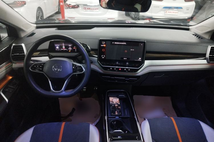 Used Volkswagen ID.6 CROZZ 2022 Long-Range PRO Edition Interior 2