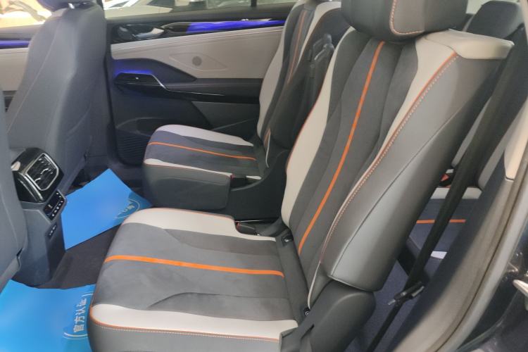 Used Volkswagen ID.6 CROZZ 2022 Long-Range PRO Edition Left Rear Seat