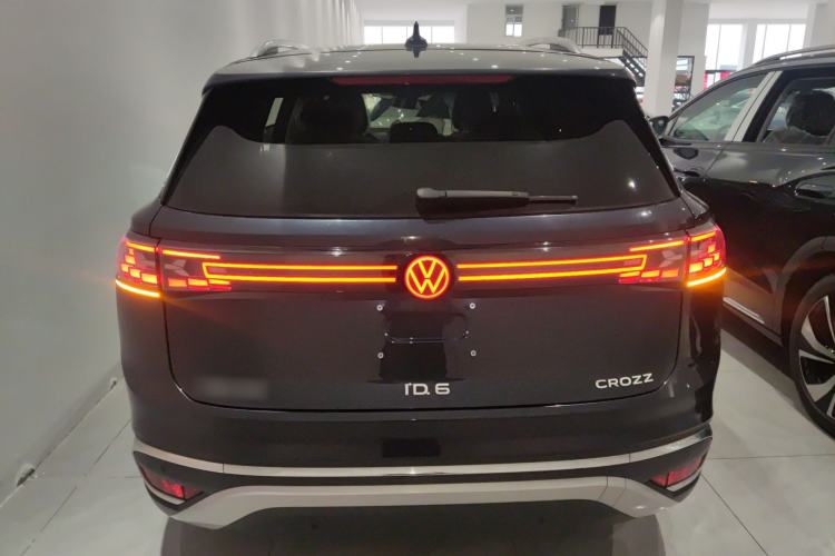 Used Volkswagen ID.6 CROZZ 2022 Long-Range PURE+ Edition Rear