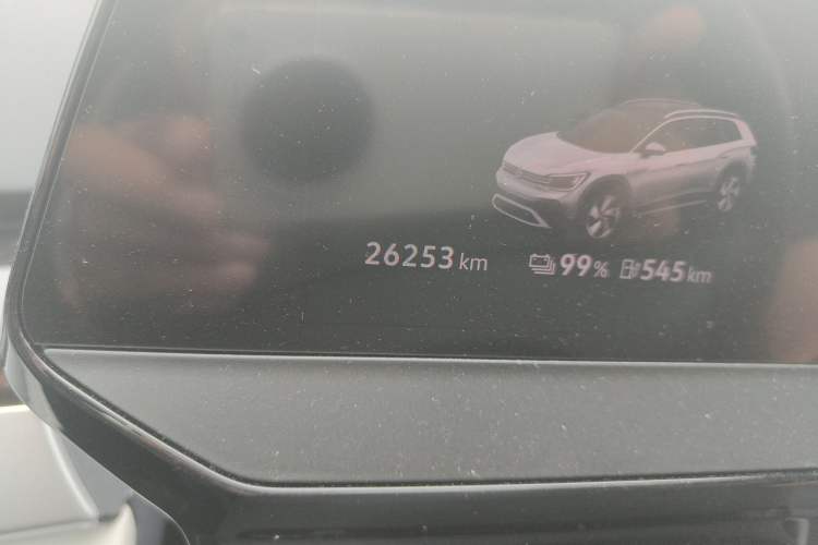 Used Volkswagen ID.6 CROZZ 2022 Long-Range PRO Edition Odometer Close Up