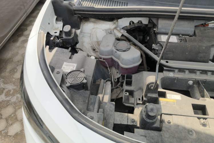 Used Volkswagen ID.6 CROZZ 2022 Long-Range PRO Edition Engine Bay Right