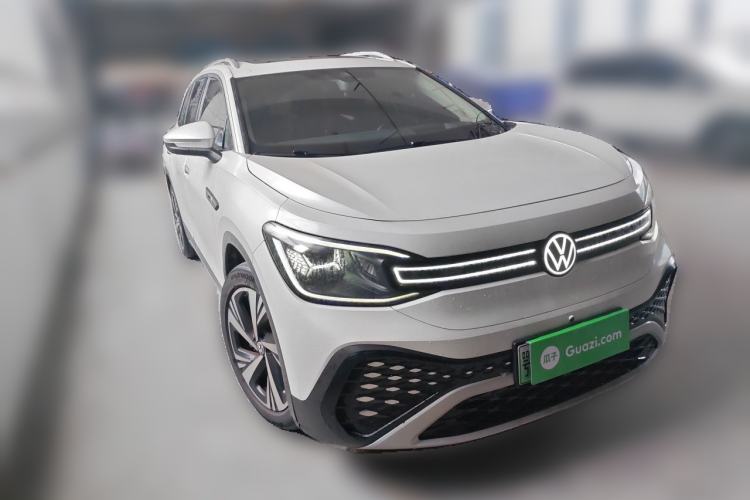 Used Volkswagen ID.6 CROZZ 2022 Long-Range PRO Edition Front Right 45 Deg