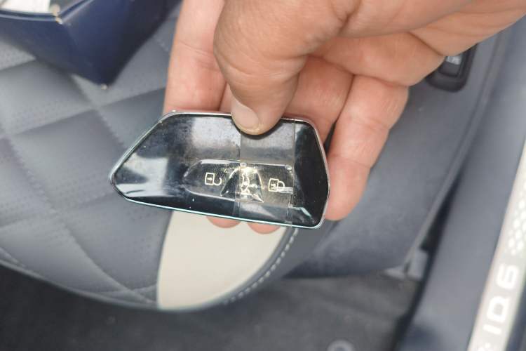 Used Volkswagen ID.6 CROZZ 2022 Long-Range PRO Edition Interior 1