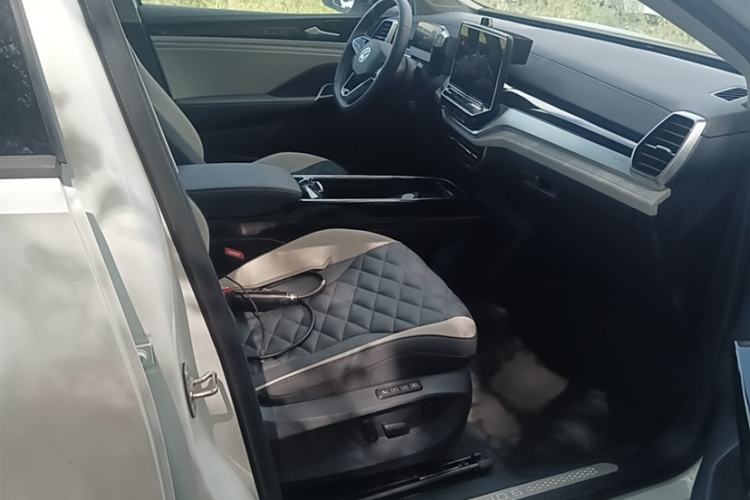 Used Volkswagen ID.6 CROZZ 2022 Long-Range PRO Edition Interior 5