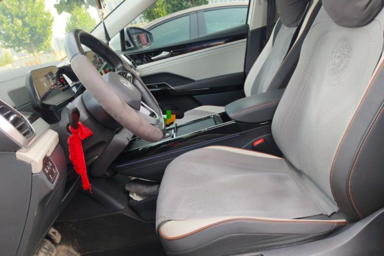 Used Volkswagen ID.6 CROZZ 2022 Long-Range PRO Edition Left Front Seat