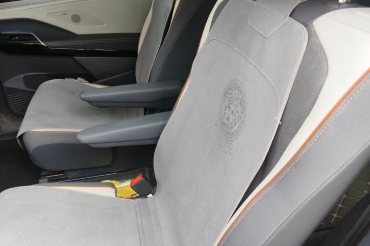 Used Volkswagen ID.6 CROZZ 2022 Long-Range PRO Edition Left Rear Seat