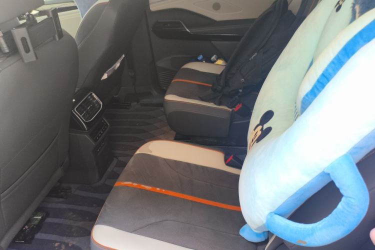Used Volkswagen ID.6 CROZZ 2022 Long-Range PRO Edition Left Rear Seat
