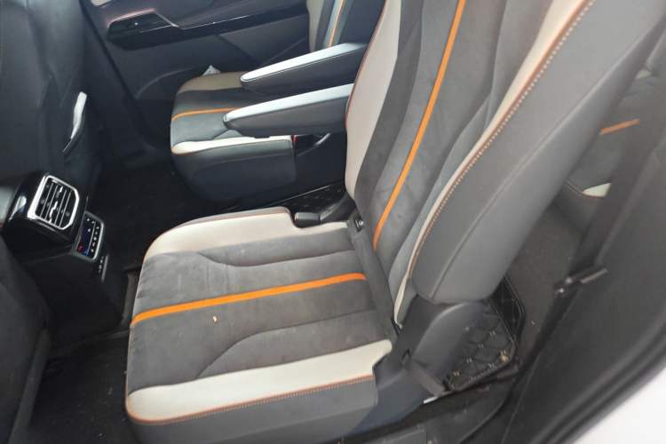 Used Volkswagen ID.6 CROZZ 2022 Long-Range PRO Edition Left Rear Seat