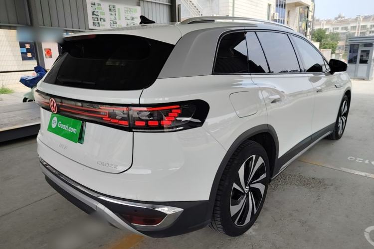 Used Volkswagen ID.6 CROZZ 2022 Standard Range PURE Edition Rear Right 45 Deg