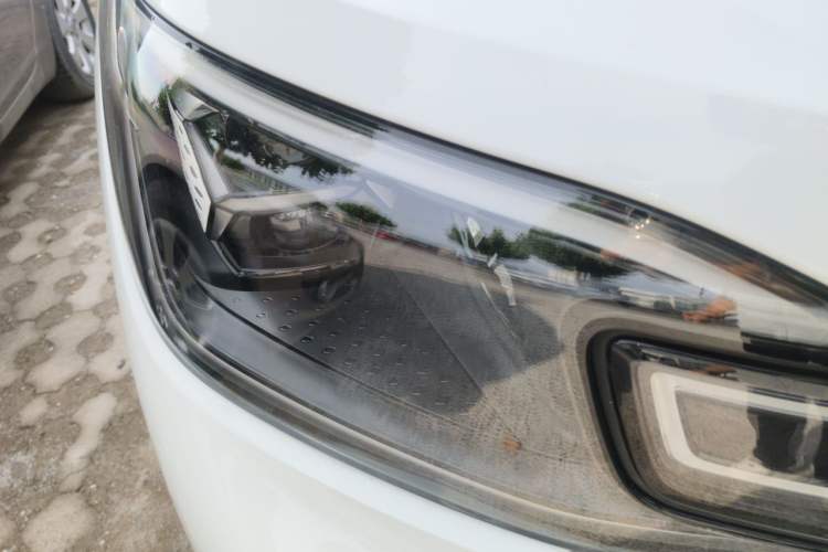 Used Volkswagen ID.6 CROZZ 2022 Long-Range PRO Edition Right Front Headlight