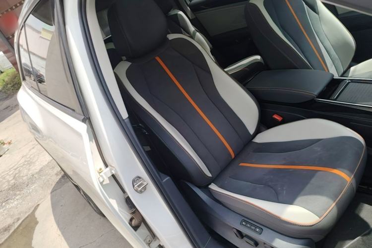 Used Volkswagen ID.6 CROZZ 2022 Long-Range PRO Edition Right Front Seat