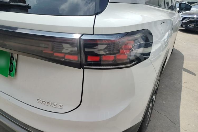 Used Volkswagen ID.6 CROZZ 2022 Long-Range PRO Edition Right Rear Taillight