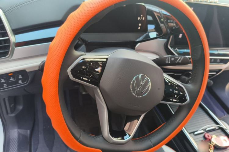 Used Volkswagen ID.6 CROZZ 2022 Long-Range PRO Edition Steering Wheel
