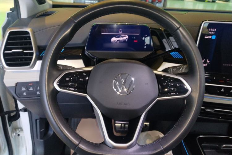 Used Volkswagen ID.6 CROZZ 2022 Long-Range PRO Edition Steering Wheel