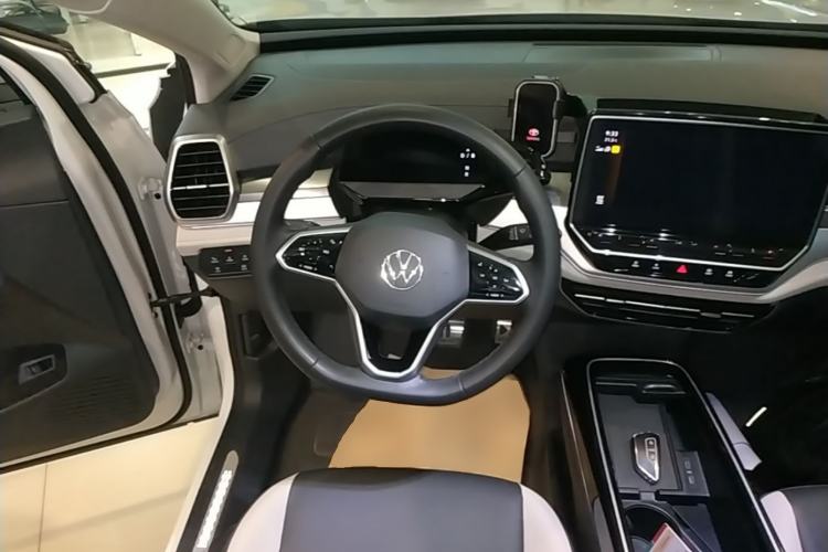 Used Volkswagen ID.6 CROZZ 2022 Long-Range PURE+ Edition Steering Wheel