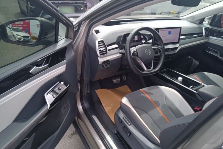 Used Volkswagen ID.6 CROZZ 2022 Long-Range PRO Edition Driver Seat
