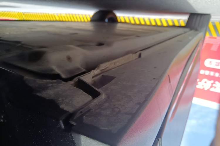 Used Volkswagen ID.6 CROZZ 2022 Long-Range PRO Edition Right Side Sill