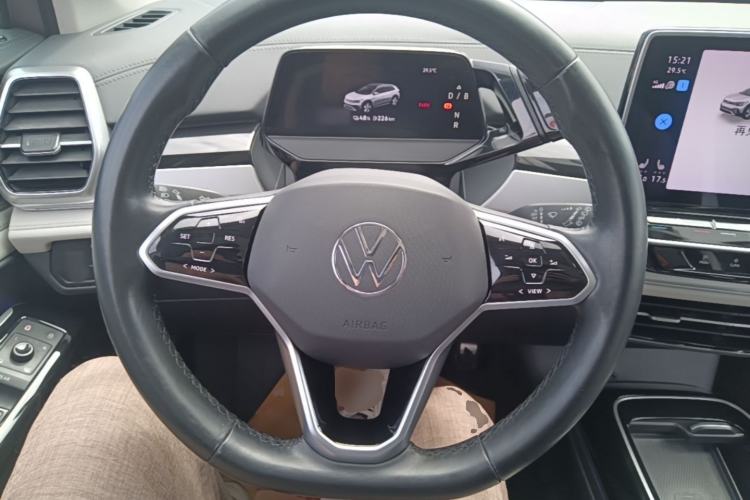 Used Volkswagen ID.6 CROZZ 2022 Long-Range PRO Edition Steering Wheel