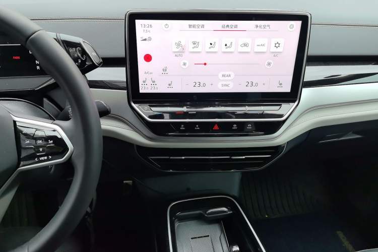 Used Volkswagen ID.6 CROZZ 2024 Facelifted PRO Audio And AC Panel