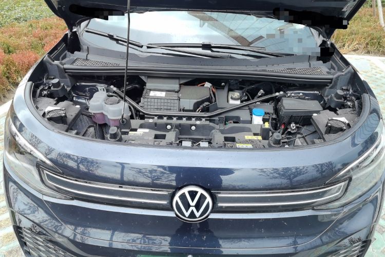 Used Volkswagen ID.6 CROZZ 2024 Facelifted PRO Engine Bay