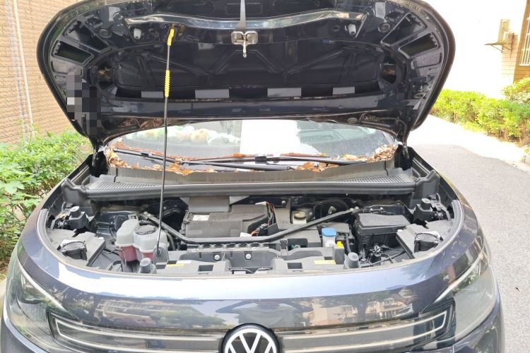 Used Volkswagen ID.6 CROZZ 2024 PRIME Engine Bay