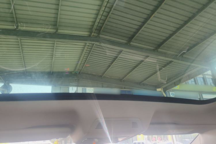 Used Volkswagen ID.6 CROZZ 2024 PRO Model Headliner
