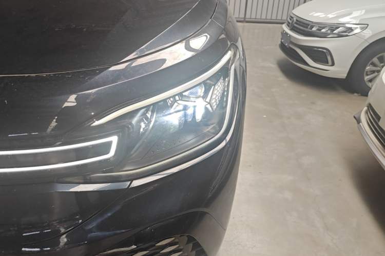 Used Volkswagen ID.6 CROZZ 2024 Facelifted PRO Left Front Headlight