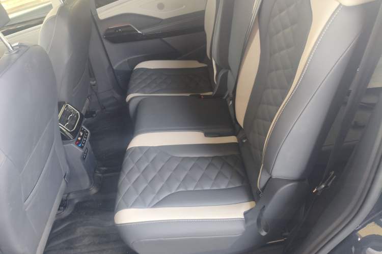 Used Volkswagen ID.6 CROZZ 2024 PRO Model Left Rear Seat