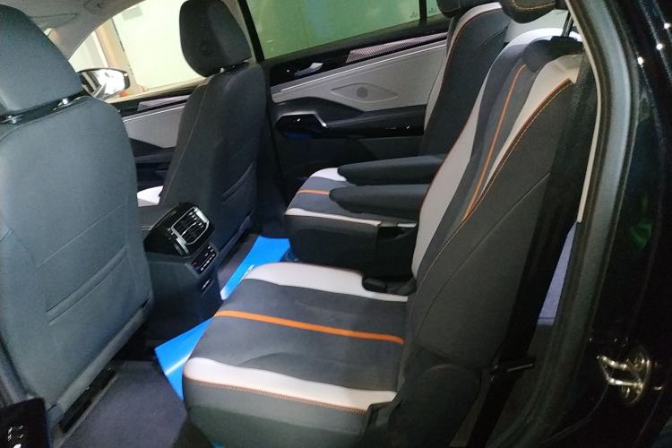 Used Volkswagen ID.6 CROZZ 2024 PRO Model Left Rear Seat