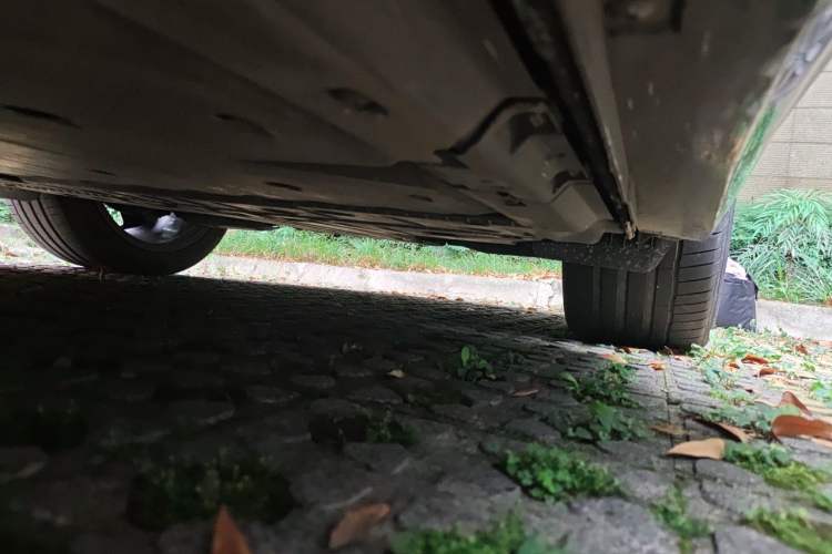 Used Volkswagen ID.6 CROZZ 2024 PRO Model Chassis Rear Left