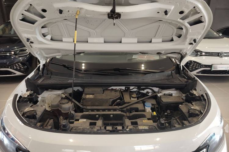 Used Volkswagen ID.6 CROZZ 2024 PRO Model Engine Bay