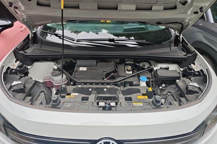 Used Volkswagen ID.6 CROZZ 2024 PRO Model Engine Bay