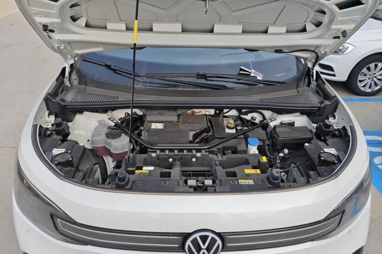 Used Volkswagen ID.6 CROZZ 2024 PRO Model Engine Bay