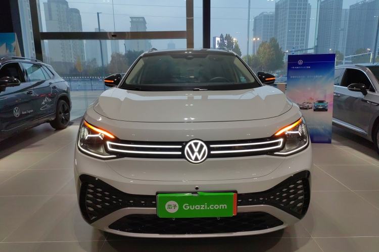 Used Volkswagen ID.6 CROZZ 2024 PRO Model Exterior 1