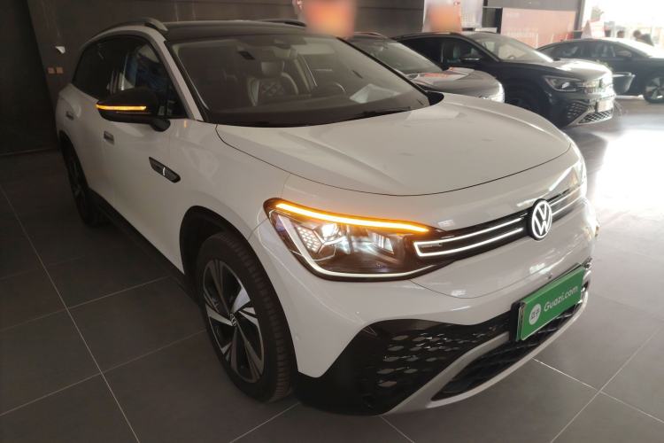 Used Volkswagen ID.6 CROZZ 2024 PRO Model Exterior 2