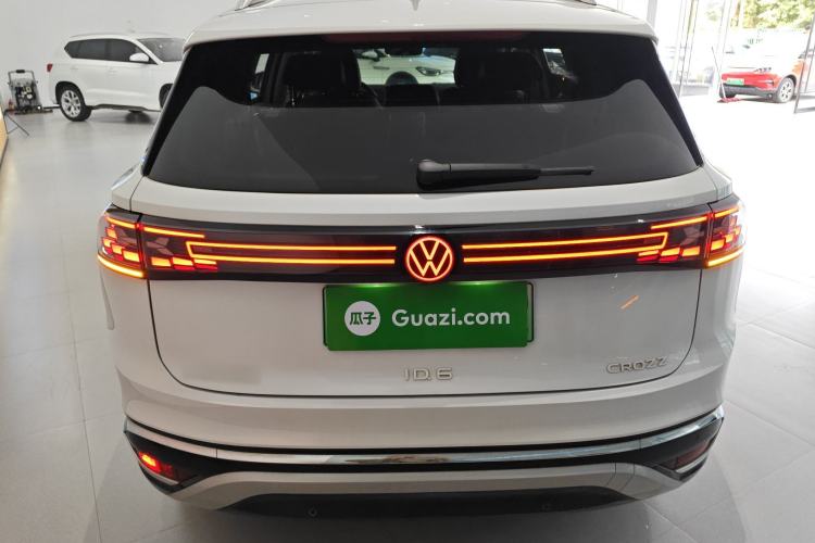 Used Volkswagen ID.6 CROZZ 2024 PRO Model Exterior 4