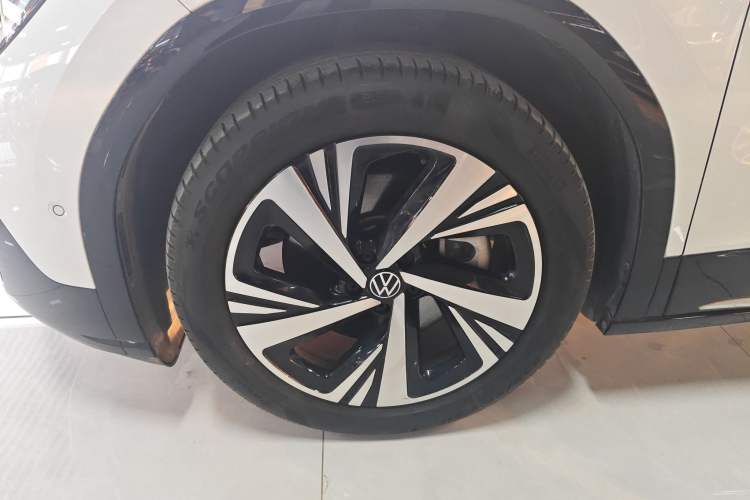 Used Volkswagen ID.6 CROZZ 2024 PRO Model Exterior 7