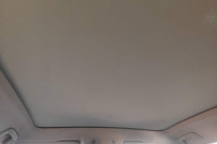 Used Volkswagen ID.6 CROZZ 2024 PRO Model Headliner