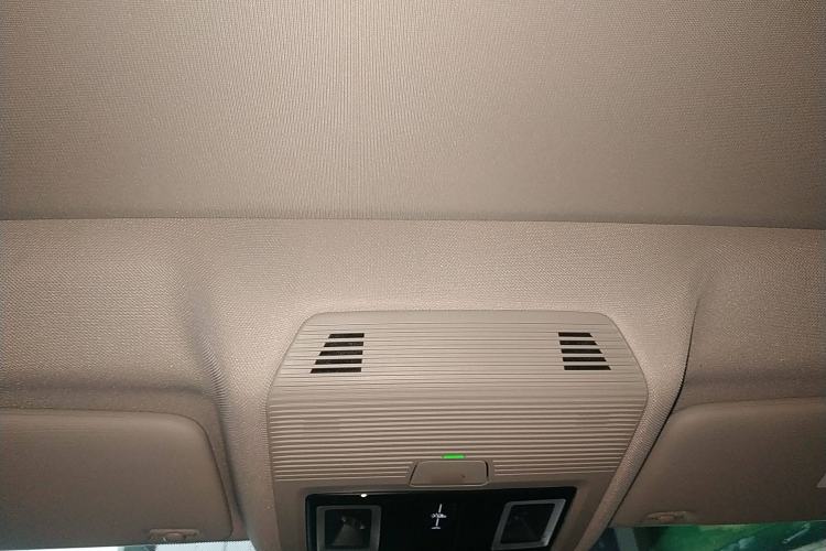 Used Volkswagen ID.6 CROZZ 2024 PURE model Headliner