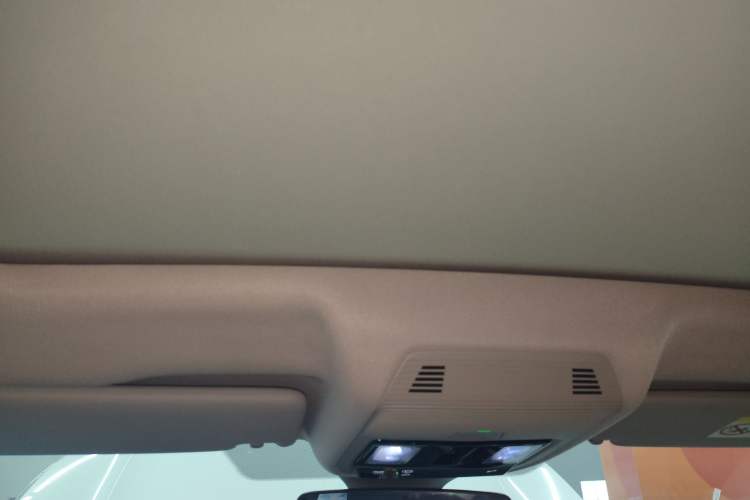 Used Volkswagen ID.6 CROZZ 2024 PRO Model Headliner
