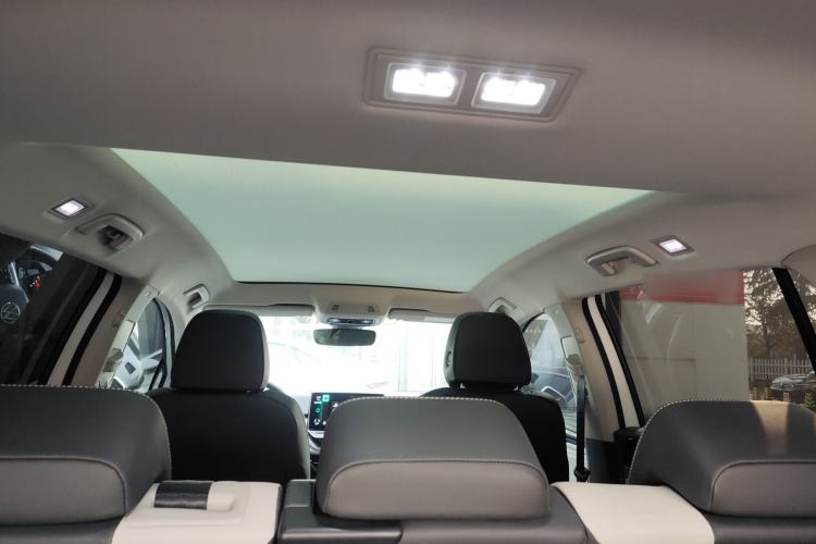Used Volkswagen ID.6 CROZZ 2024 Facelifted PRO Headliner