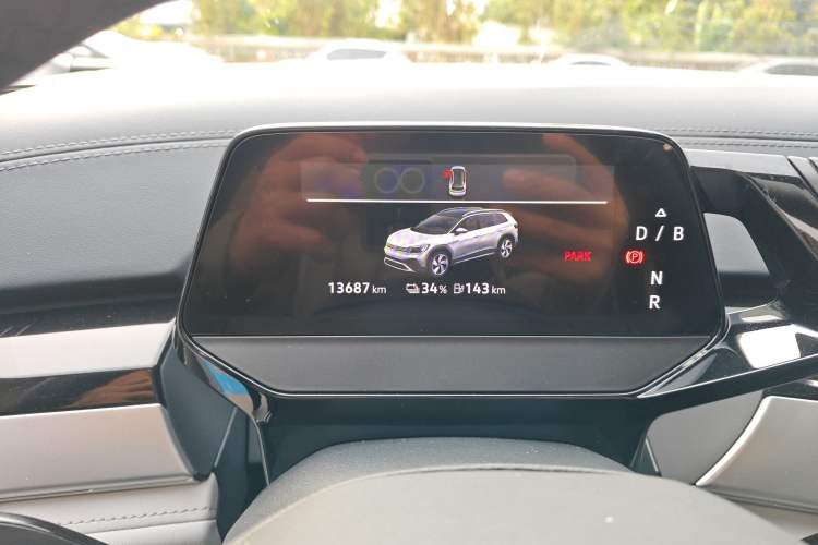 Used Volkswagen ID.6 CROZZ 2024 PRO Model Instrument Cluster