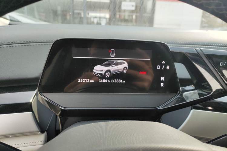 Used Volkswagen ID.6 CROZZ 2024 Facelifted PRO Instrument Cluster